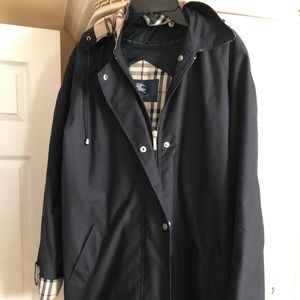 Women’s Burberry Britt Raincoat